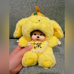 Monchhichi stuff in Pompompurin costume